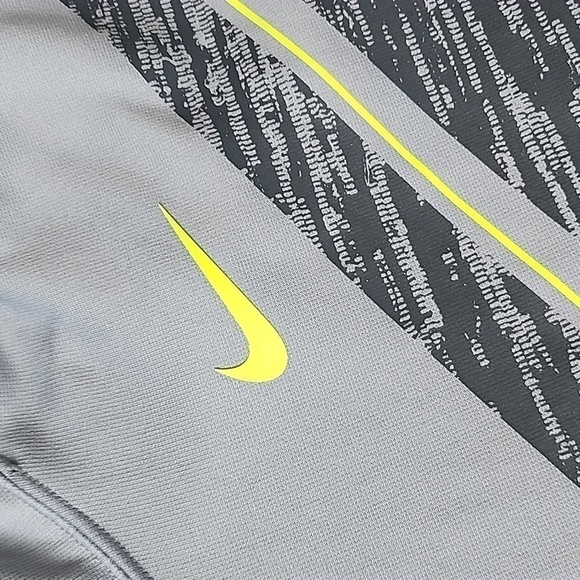 Nike Therma-Fit Hoodie Sz Medium - Picture 3 of 7